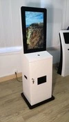 Floor Standing Touch Screen Bill Payment cash Recycle machine cash payment kiosk self service Automatic Ticket Purchase machine 1