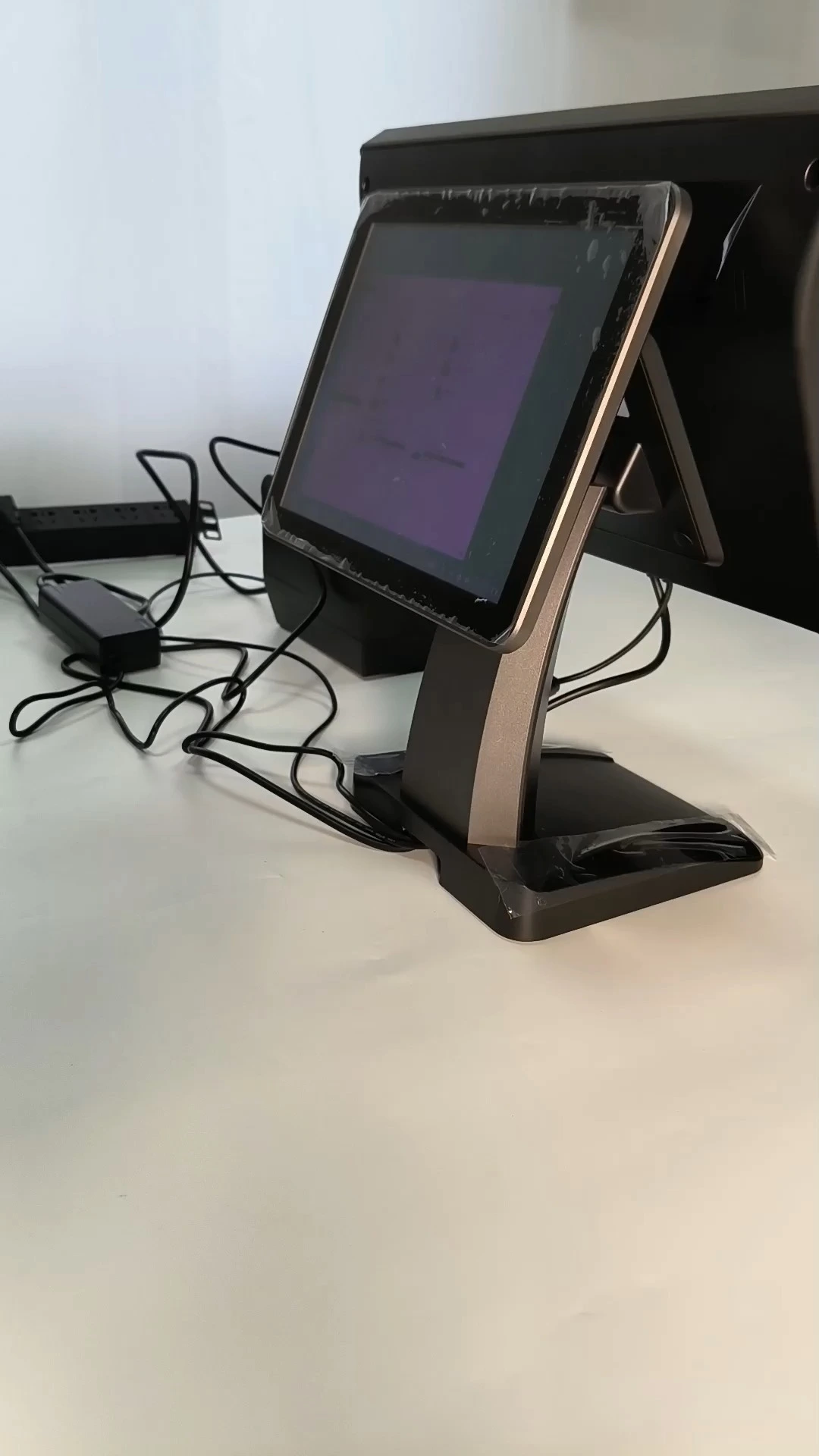 15.6 Inch Dual Screen Touch Cash Acceptor Machine Restaurant Ordering Touch Machine Android Window Touch Pos System For Retail 1