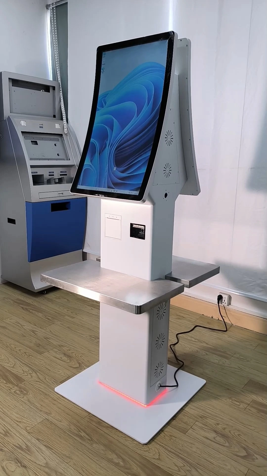 Integrated Supermarket Self-Checkout Machines with Receipt Printers 1