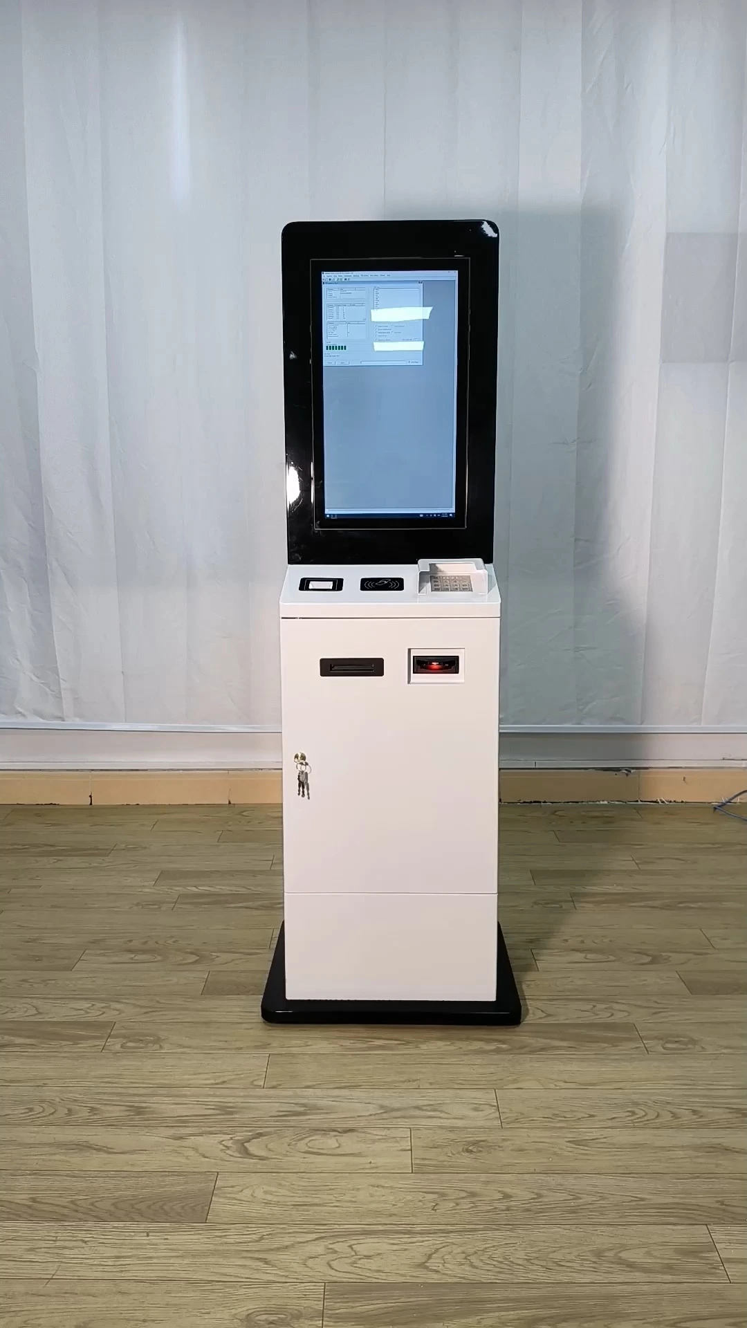 Self Service Cash Acceptor and Dispenser Bill Payment Machine Outdoor Ttw Insurance Kiosk ATM Kiosk 1